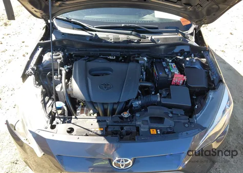 2019 Toyota Yaris Le z USA, uszkodzony, nr VIN 3MYDLBYV9KY520146